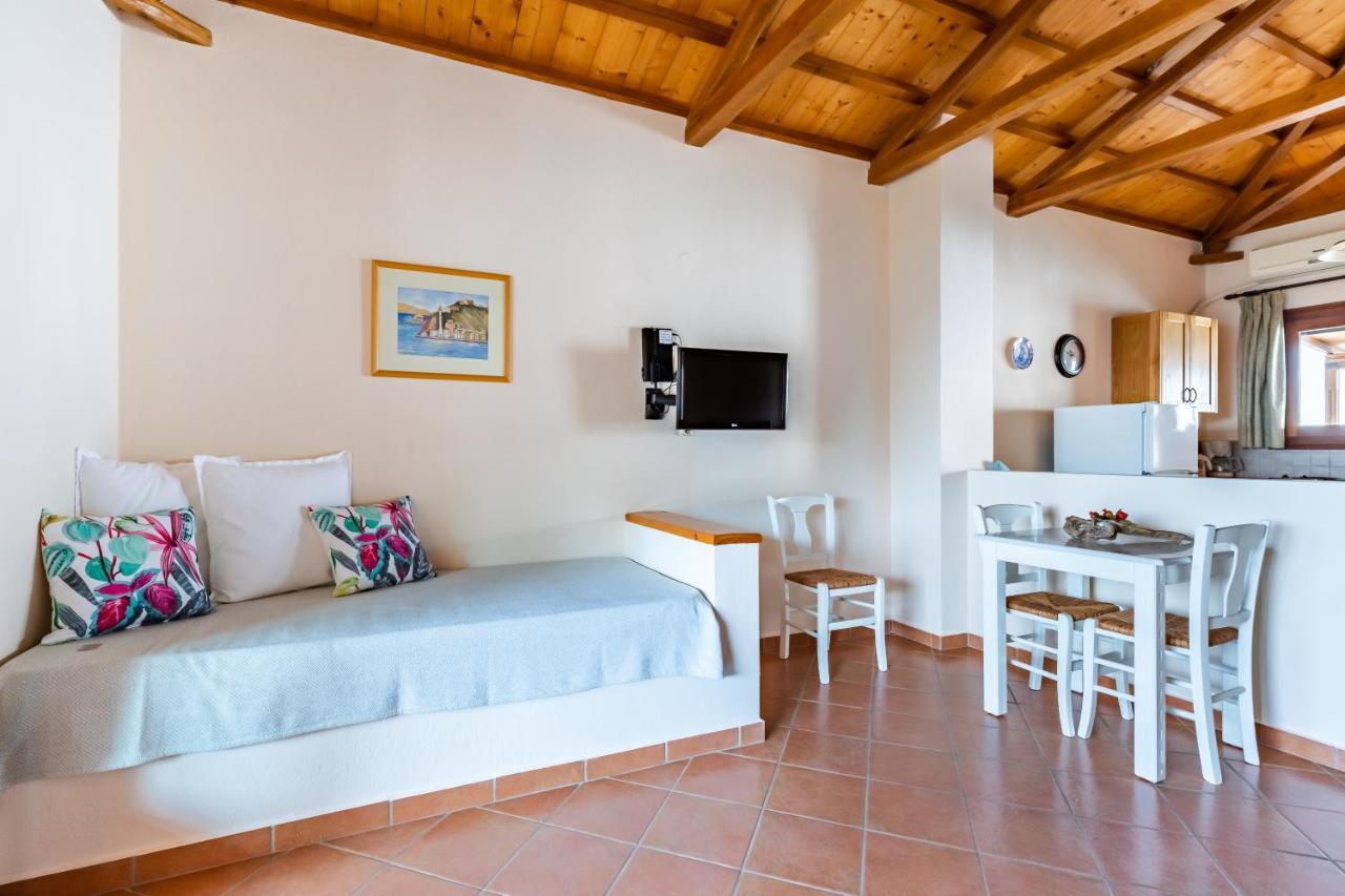 Althea Accommodation Agnontas Exterior photo