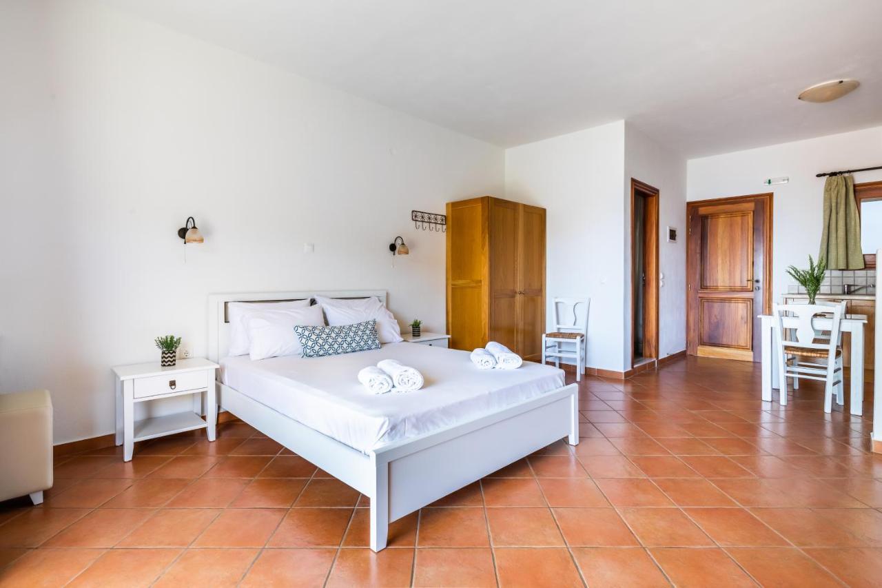Althea Accommodation Agnontas Exterior photo